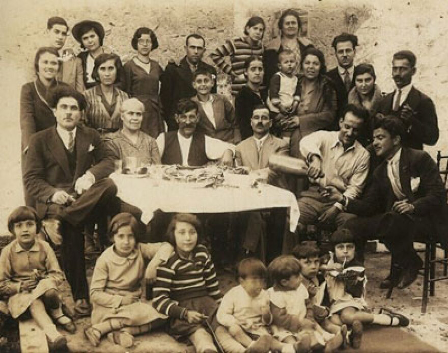 Εξαιρετικά αφιερωμένο στους εορτάζοντες Γιάννηδες...