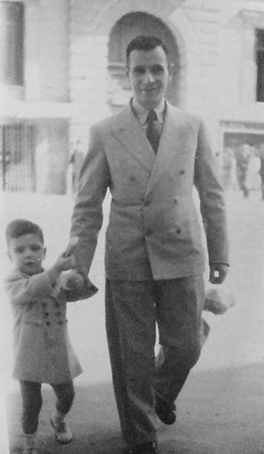 Εξαιρετικά αφιερωμένο στους εορτάζοντες Γιάννηδες...