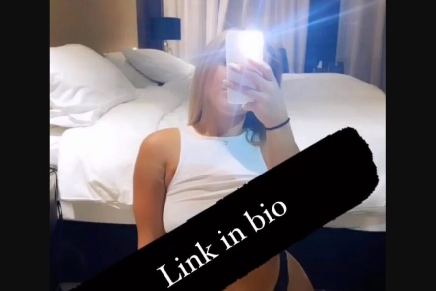 Μαντλίν Ράιτ: Η καλλονή παίκτρια ποδοσφαίρου που απολύθηκε από την Τσάρλτον και έγινε... πορνοστάρ