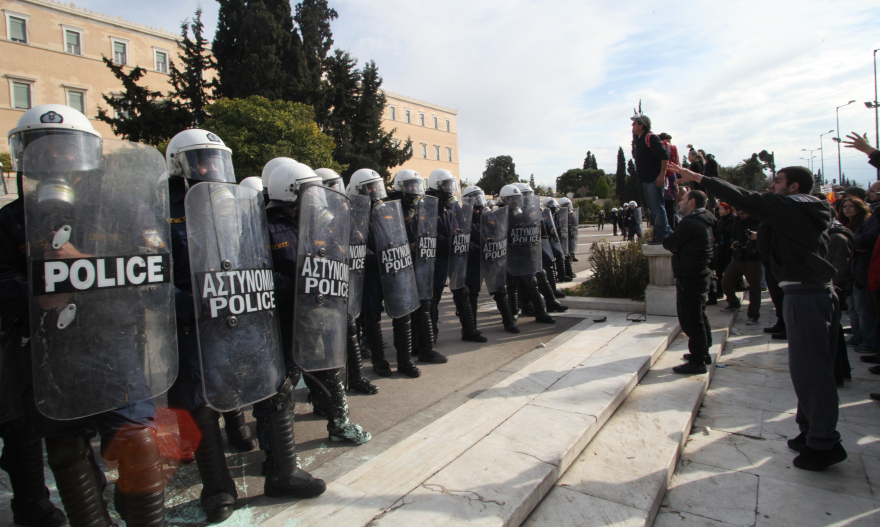 Πώς η ελληνική Βουλή δεν έγινε Καπιτώλιο – 10 περιστατικά που δεν... γράφτηκαν στην ιστορία