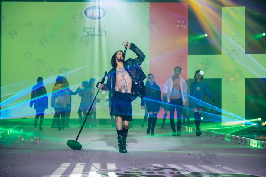 MADWALK 2020: Ο μοναδικός θεσμός που ενώνει τη μουσική με τη μόδα - Φωτογραφίες