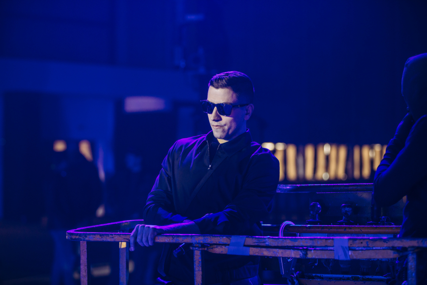 MADWALK 2020: Ο μοναδικός θεσμός που ενώνει τη μουσική με τη μόδα - Φωτογραφίες