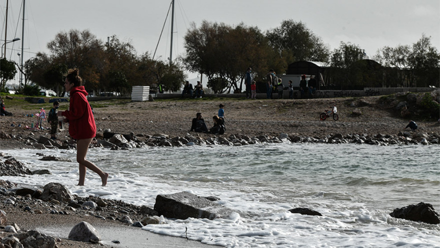 Καβούρι- Βουλιαγμένη: Ποιο lockdown; - Χαμός στις παραλίες 