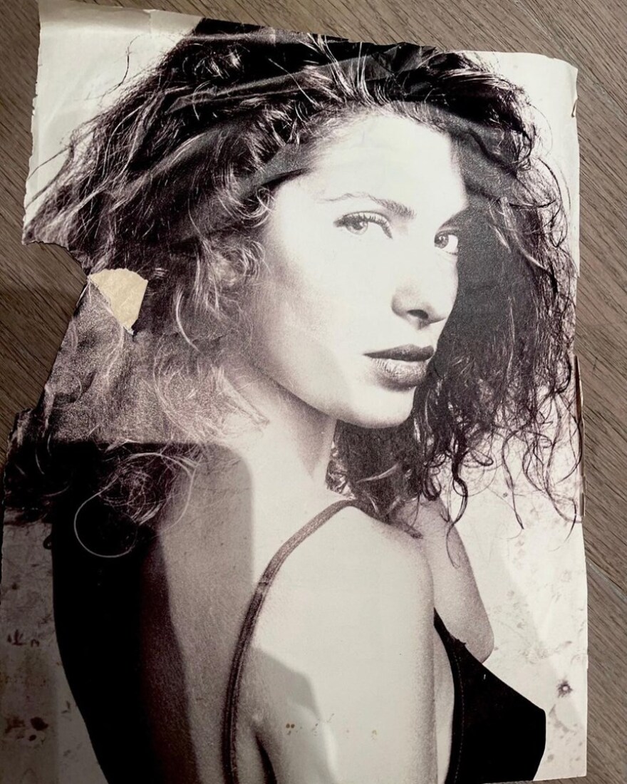 Ελένη Μενεγάκη: Η σκισμένη φωτογραφία από τα παλιά