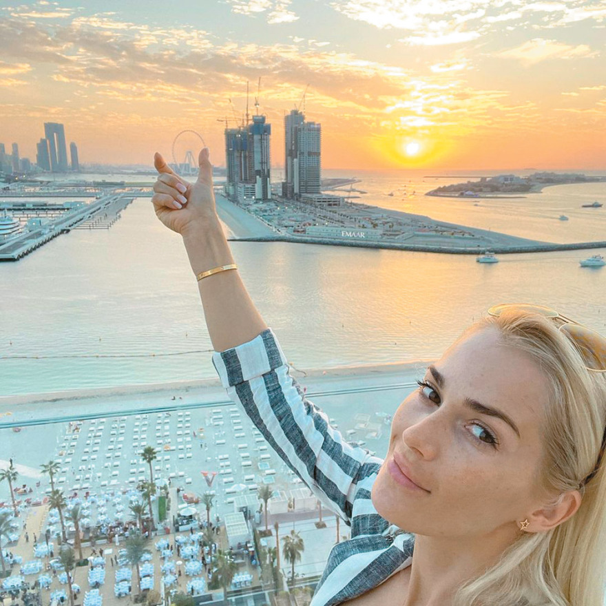 Οι ξέφρενες ελληνικές νύχτες covid free στο Ντουμπάι