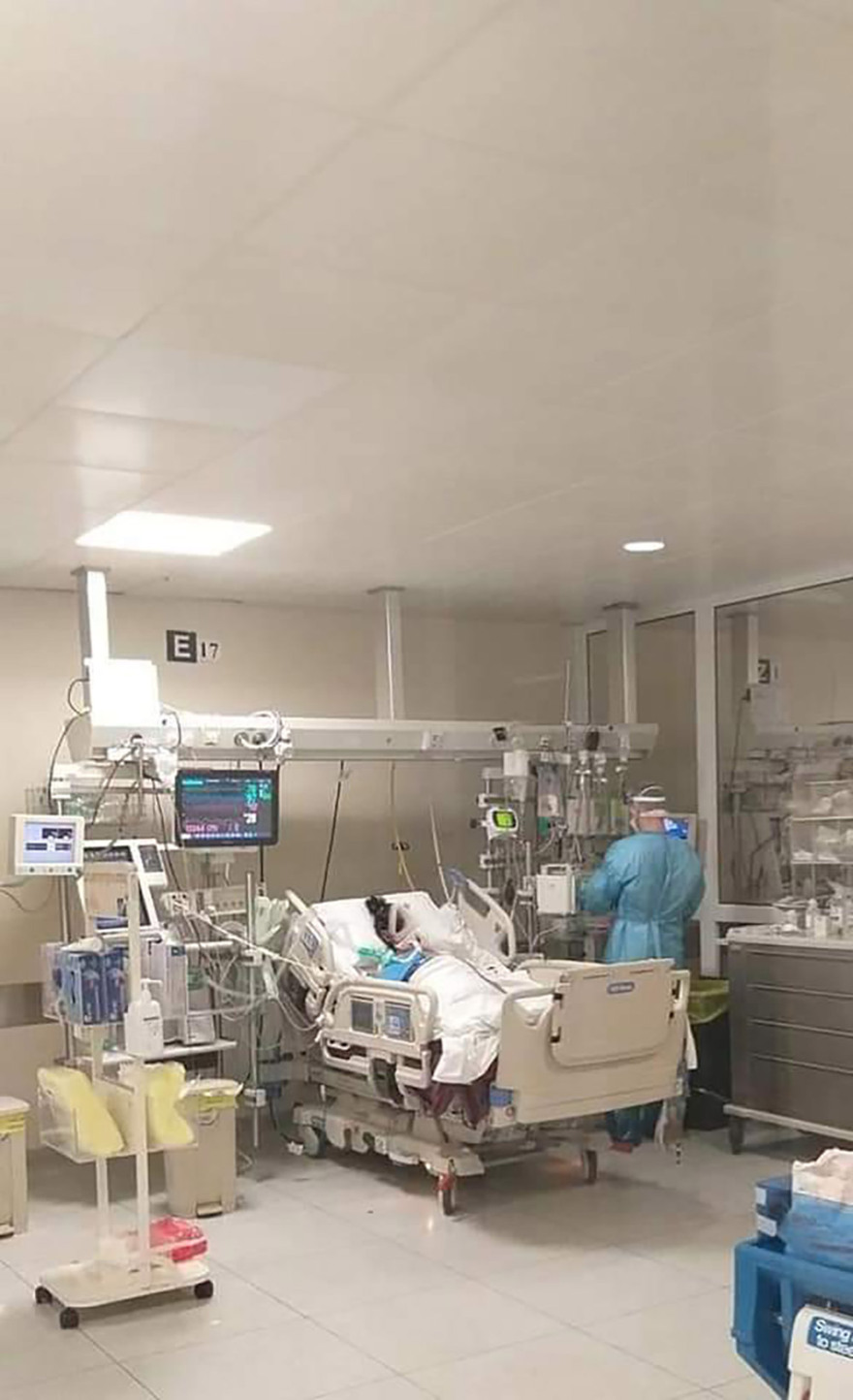 Κορωνοϊός - Κύπρος: Συγκλονίζουν οι εικόνες από τις ΜΕΘ - «Συνεχίζουμε και θα κερδίσουμε»