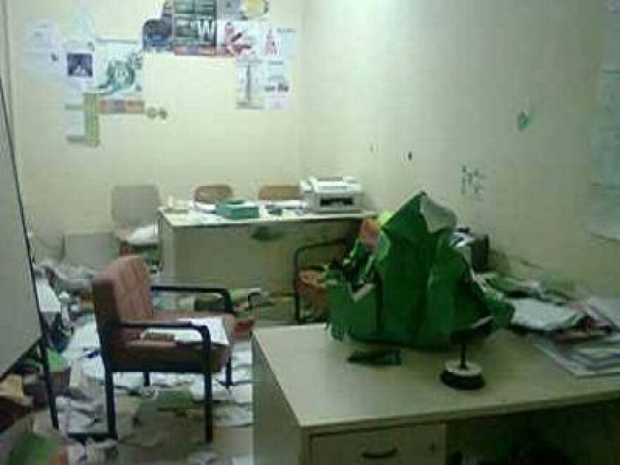 Εικόνες βίας και καταστροφής στα ελληνικά ΑΕΙ - Πώς θα λειτουργήσει η Πανεπιστημιακή Αστυνομία