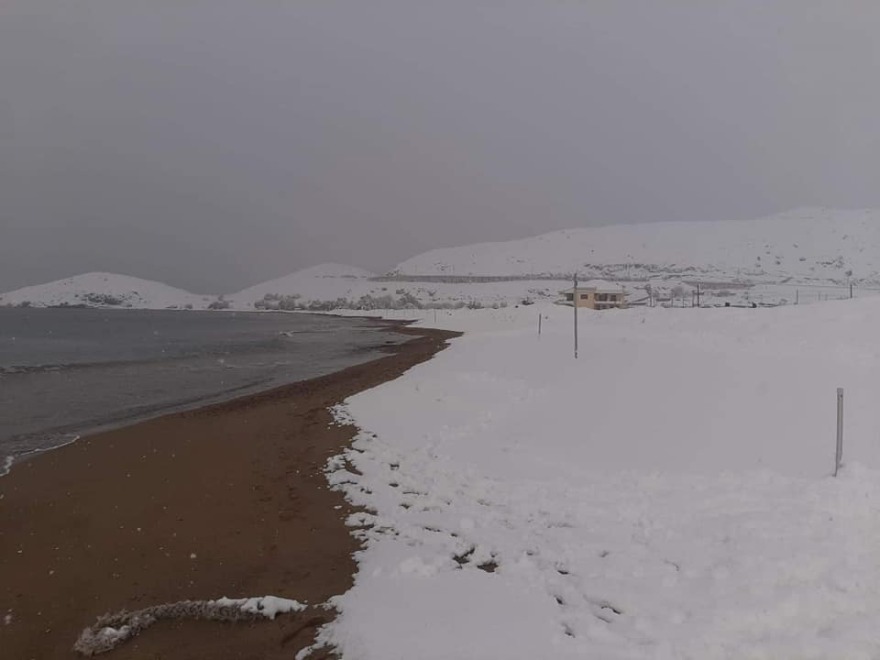 Καιρός:  Ποιες περιοχές θα επηρεάσει σήμερα ο «Λέανδρος» και πού θα είναι κλειστά τα σχολεία