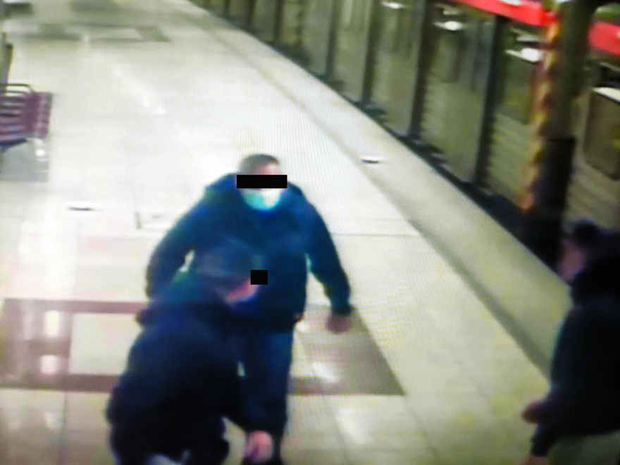 Ξυλοδαρμός στο Μετρό: Οι καταθέσεις των δύο ανηλίκων στο protothema.gr - «Από ένα σημείο και μετά δεν με αναγνωρίζω»