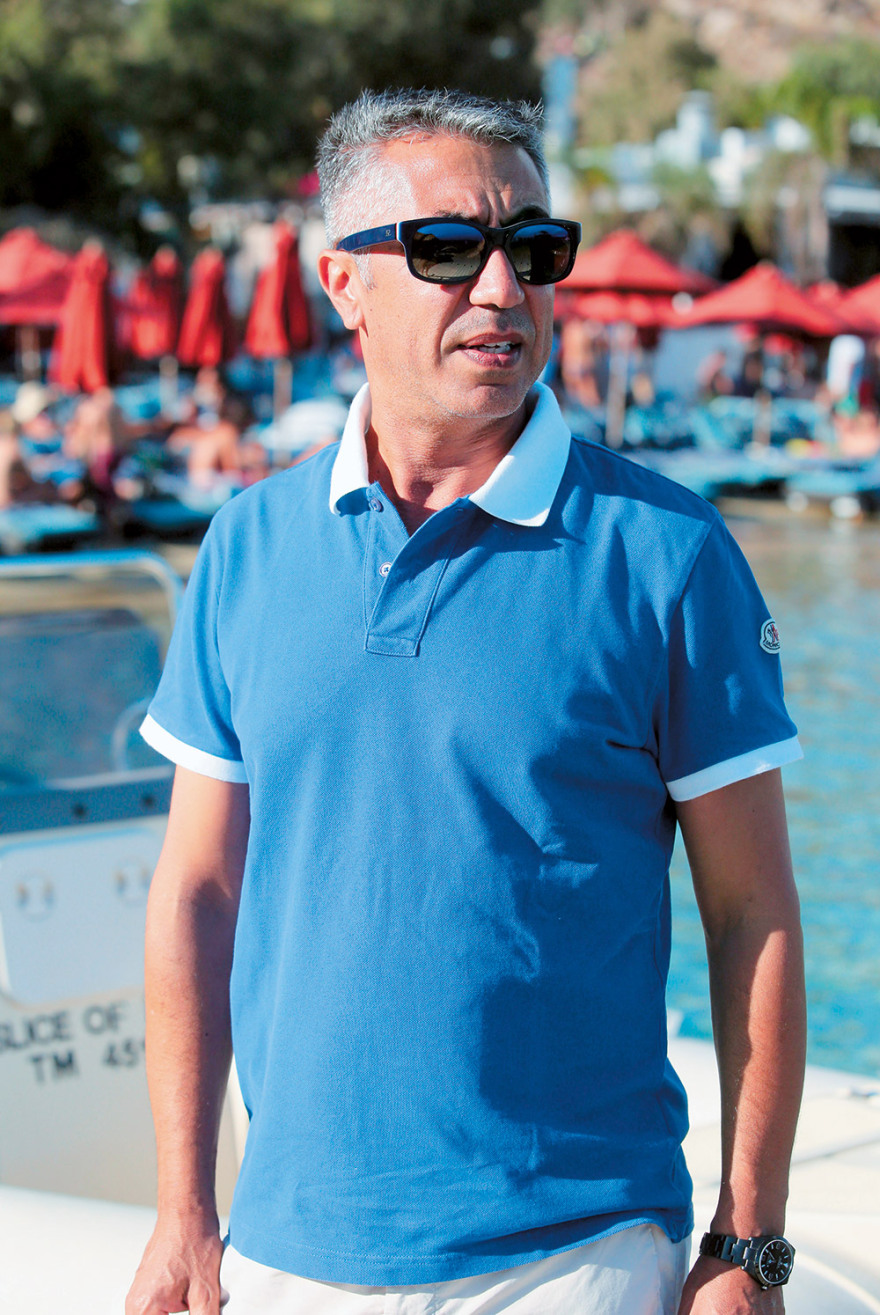 Το «Nammos» πάει στη μέση της ερήμου!