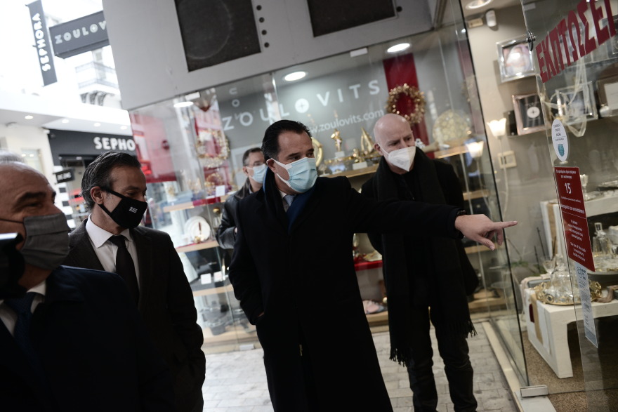 Λιανεμπόριο: Αυτοψία Γεωργιάδη - Παπαθανάση στην Ερμού 