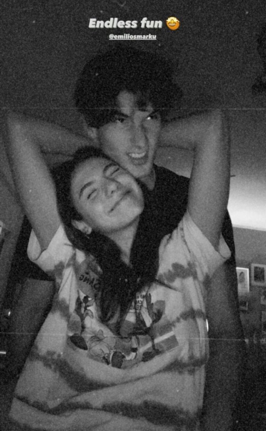 GNTM - Μαριαγάπη Ξυπολιά: Ποζάρει αγκαλιά με τον Αιμιλιάνο Μάρκου