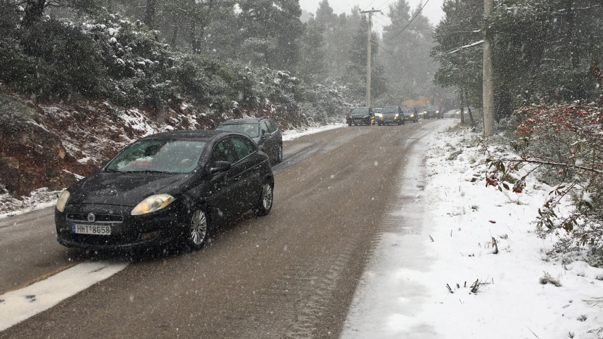 Καιρός - Κακοκαιρία «Λέανδρος»: Πού θα χιονίσει τις επόμενες ώρες - Χάρτες με τις περιοχές