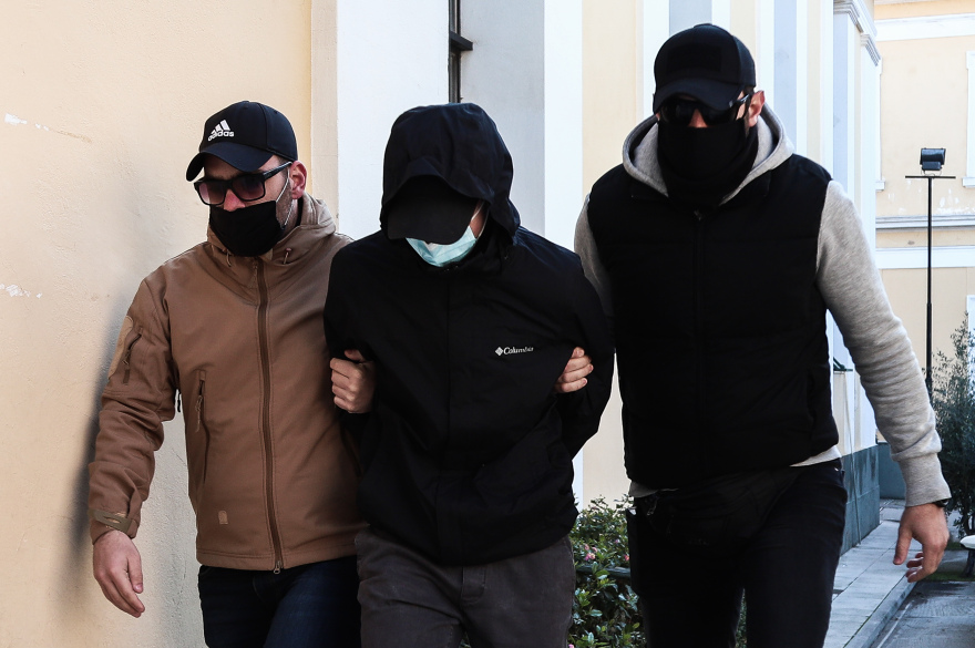 Ξυλοδαρμός στο μετρό: Στον ανακριτή οι δύο ανήλικοι