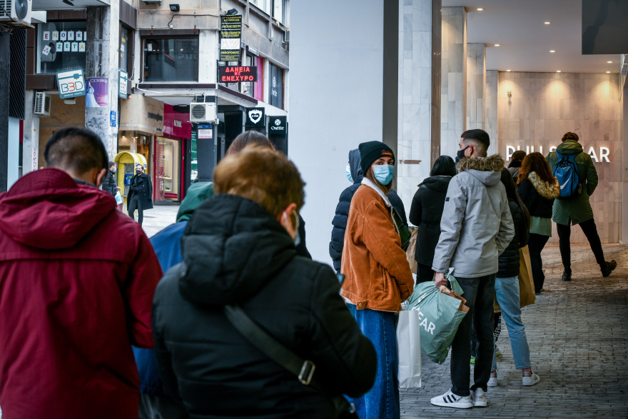 Λιανεμπόριο: Με τήρηση των μέτρων και καλό τζίρο η πρώτη μέρα επαναλειτουργίας της αγοράς