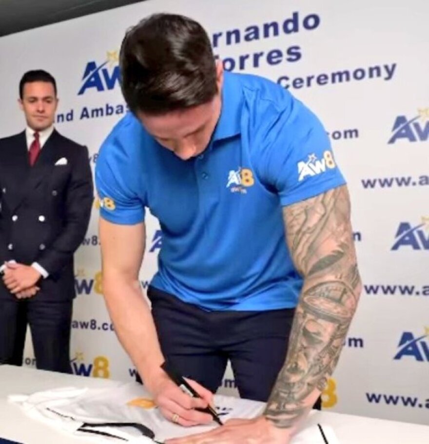 Φερνάντο Τόρες: Η απίστευτη σωματική μεταμόρφωση του «Ελ Νίνιο»