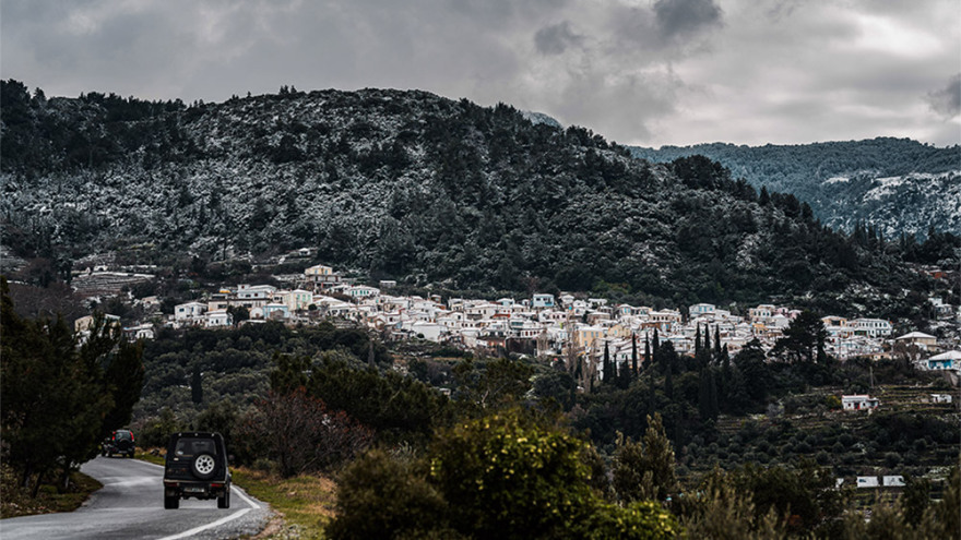 Κακοκαιρία: Στα «λευκά» ντύθηκε η Σάμος - Δείτε φωτογραφίες 