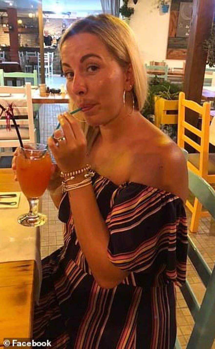 Βρετανίδα πρώην δασκάλα αρνείται ότι έκανε σεξ με 15χρονο και επικαλείται ως και... το μπόι της!