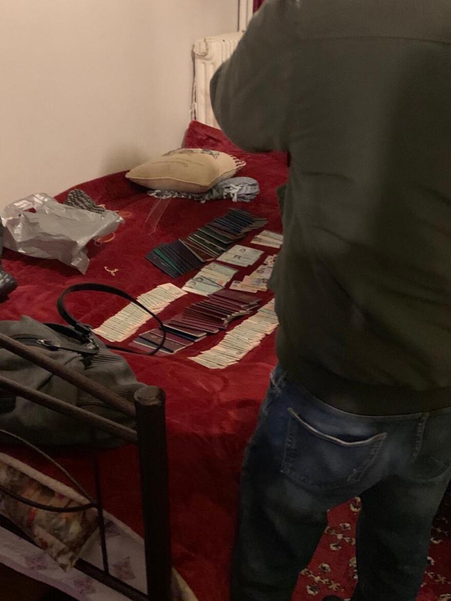 Ο.Π.Κ.Ε.: Ποια είναι η ειδική ομάδα με τα πολιτικά ρούχα και τα συμβατικά οχήματα που «σαρώνει» τα Εξάρχεια