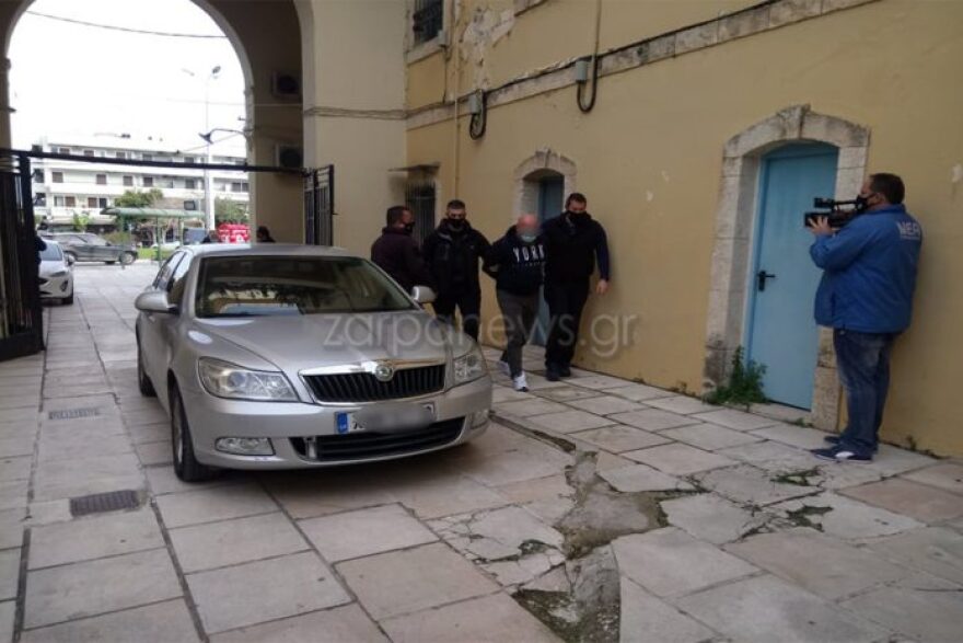 Χανιά: Στην ανακρίτρια ο Νορβηγός που κατηγορείται για τη δολοφονία της 54χρονης συντρόφου του	