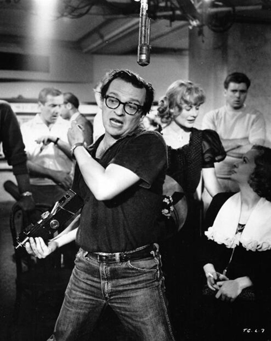 Λάρι Κινγκ: Ο «θρύλος» των τοκ σόου, ο «μύθος» πίσω από τον άνθρωπο - Αυτή είναι η ιστορία του