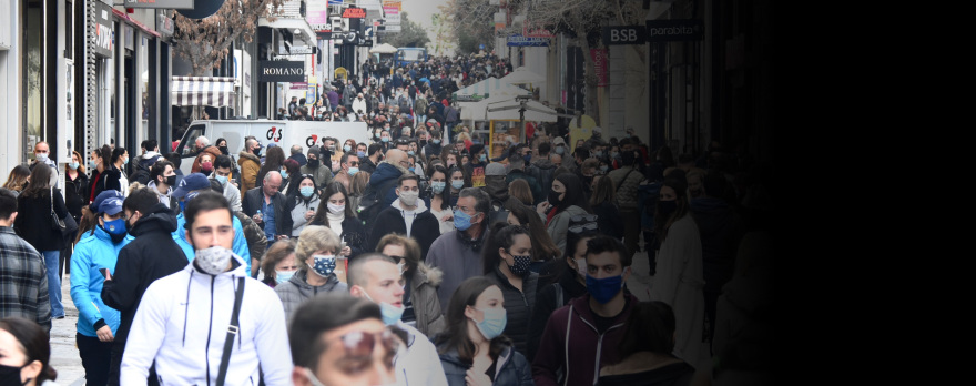 Lockdown: Ανησυχία των ειδικών για την κοσμοσυρροή στα καταστήματα - Τι αλλάζει από Δευτέρα στις μεταφορές