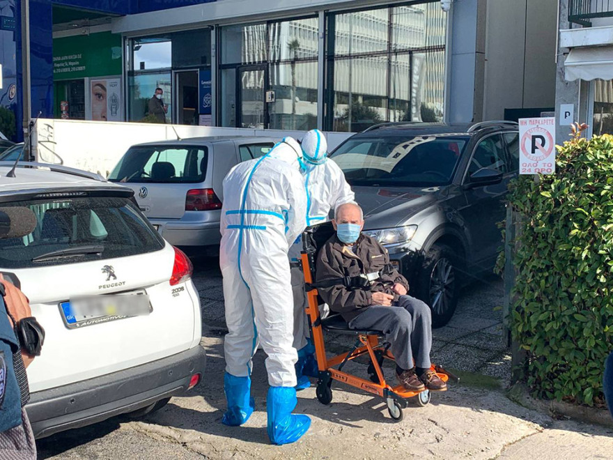 Κορωνοϊος: Συναγερμός σε γηροκομείο στο Μαρούσι - Περισσότερα από 40 κρούσματα