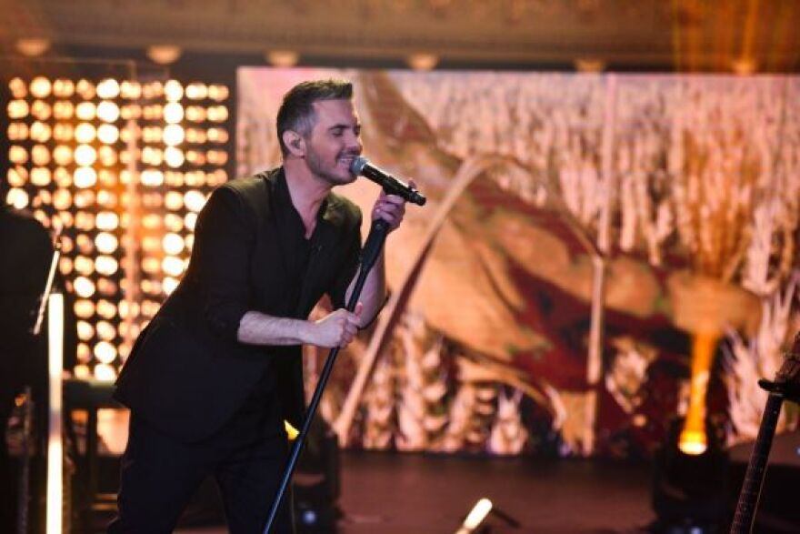 «Σπίτι με το MEGA»: Αυλαία για το 2021 με τον Μιχάλη Χατζηγιάννη