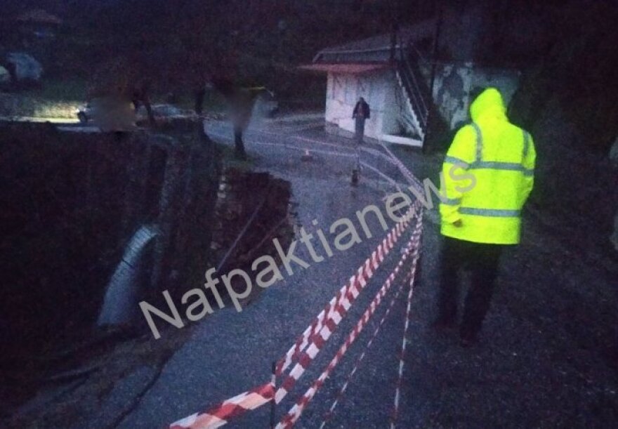 Κακοκαιρία: «Πνίγηκε» η Αιτωλοακαρνανία-Σε συναγερμό τα νησιά του Βόρειου και Ανατολικού Αιγαίου