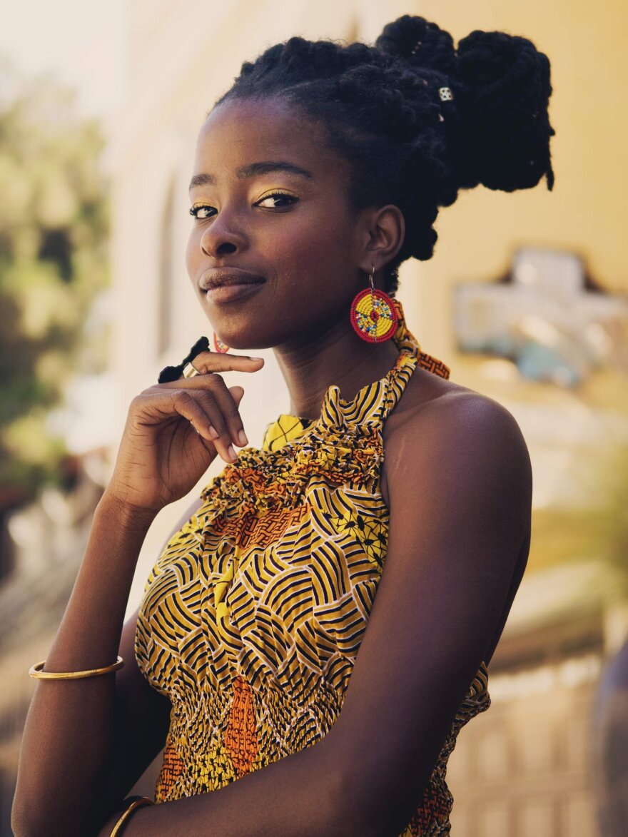 ΗΠΑ: Η Αφροαμερικανή ποιήτρια της ορκωμοσίας Μπάιντεν... ετοιμάζεται να κάνει πασαρέλα