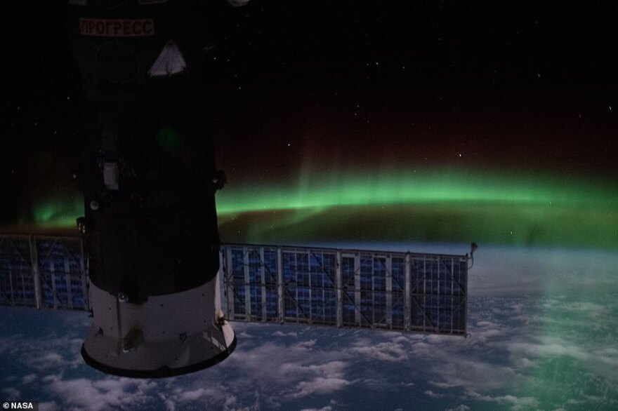 Έτσι φαίνεται το Σέλας από το διάστημα - Δείτε εντυπωσιακές εικόνες