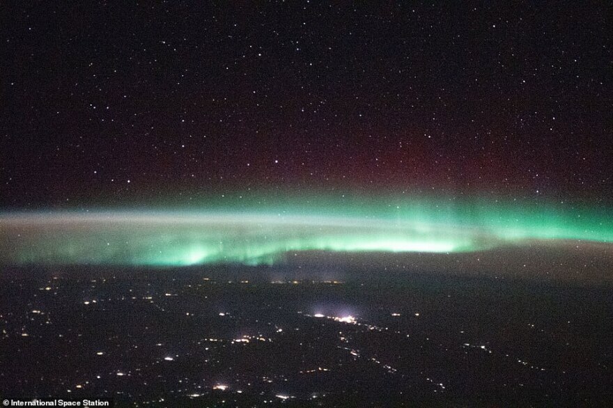 Έτσι φαίνεται το Σέλας από το διάστημα - Δείτε εντυπωσιακές εικόνες