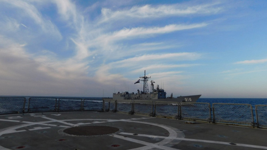 Συνεκπαίδευση της φρεγάτας «Ύδρα» με την αιγυπτιακή «Taba» - Δείτε φωτογραφίες