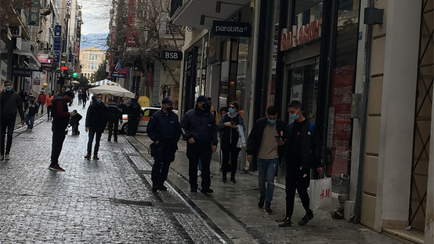 Lockdown: Πρώτη μέρα με click inside - Περιορισμένη η κίνηση στην Ερμού