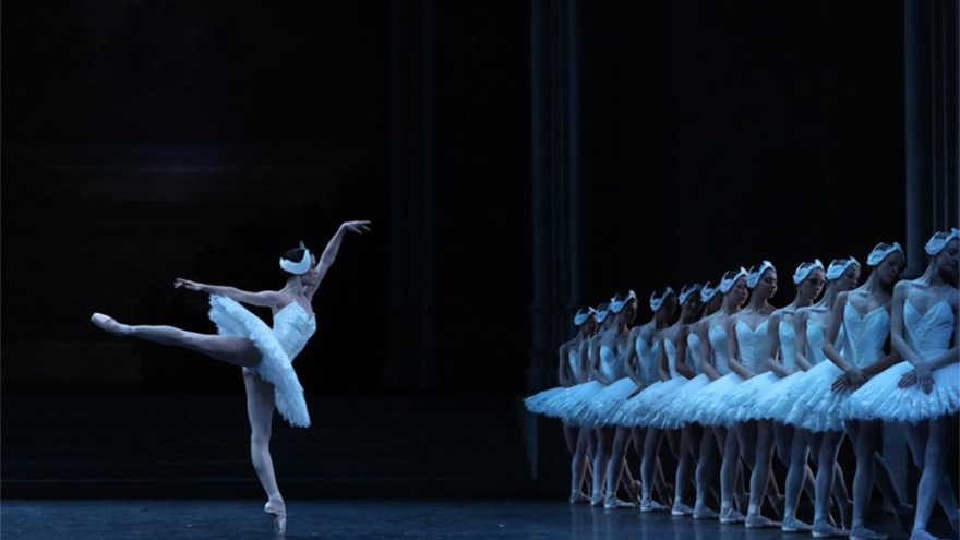 H OPERA NATIONAL DE PARIS  έρχεται στο  Christmas Theater On Line!