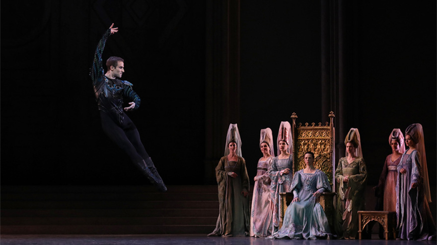 H OPERA NATIONAL DE PARIS  έρχεται στο  Christmas Theater On Line!