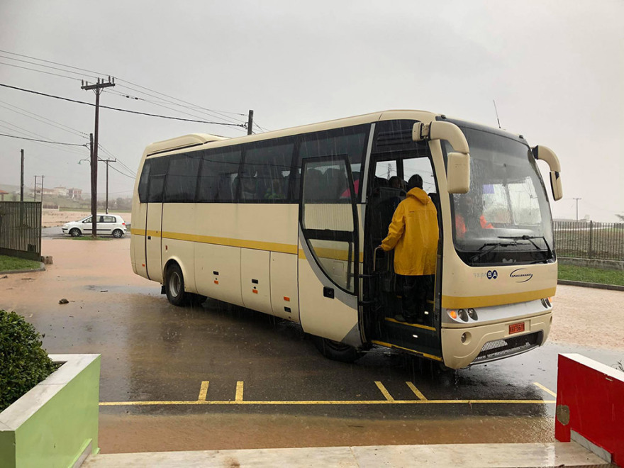 Κακοκαιρία - Αλεξανδρούπολη: Και ο στρατός στις επιχειρήσεις απεγκλωβισμού πολιτών