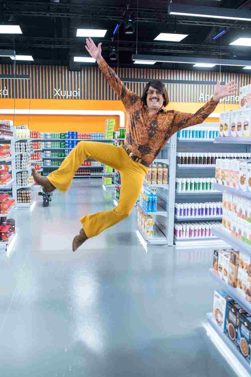 MEGA: Πρεμιέρα σήμερα για το «Supermarket Sweep» με τον Toni Sfino