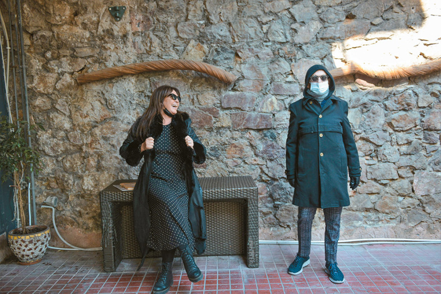 Βάνα Μπάρμπα στον Δημήτρη Δανίκα: Όλες έκαναν «κρα» για να συνεργαστούν  με τους τάχα βασανιστές τους