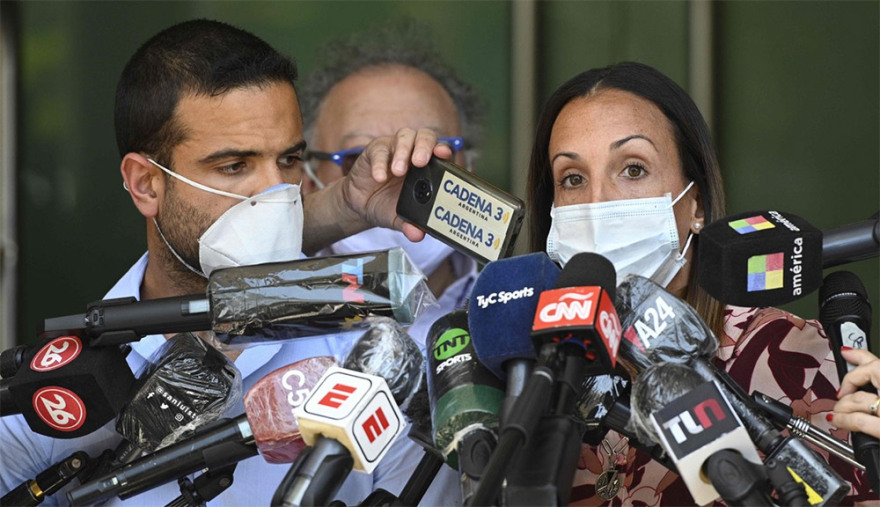 Ντιέγκο Μαραντόνα: Σφίγγει ο κλοιός γύρω από τους γιατρούς του