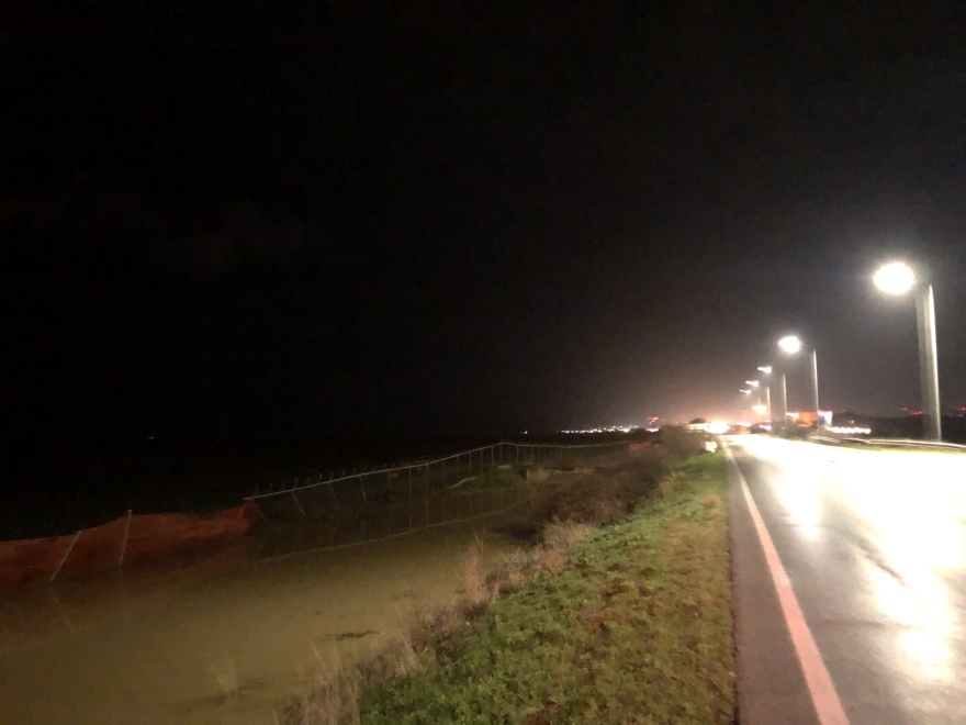 Πλημμύρες στον Έβρο:  Εικόνες μεγάλης καταστροφής - Εθνικό πένθος για τον πυροσβέστη 