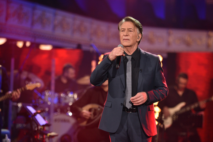 «Σπίτι με το MEGA»: Το μεγάλο τιμητικό αφιέρωμα «Στράτος Διονυσίου 30 χρόνια μετά» έρχεται το Σάββατο