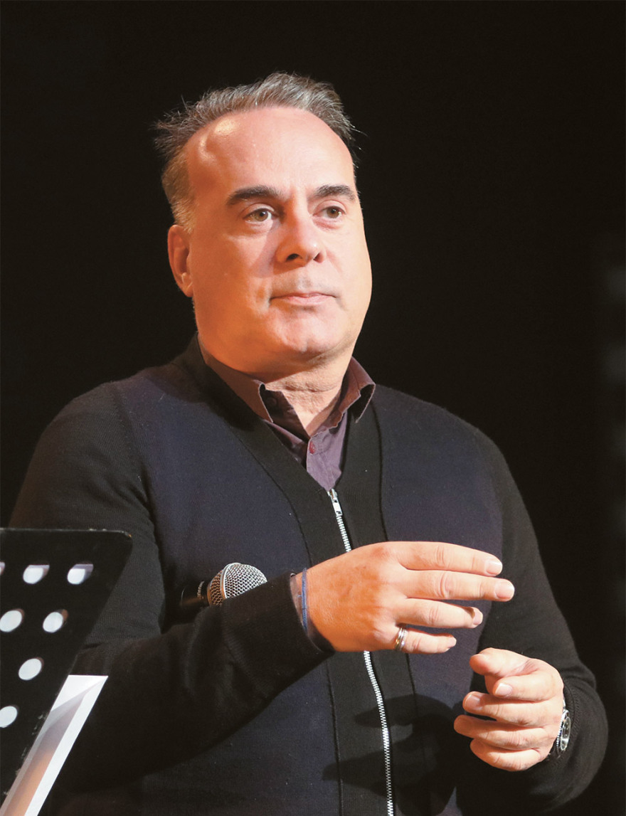 Σύμφωνο συμβίωσης: Μυστικά και ψέματα για την υιοθεσία