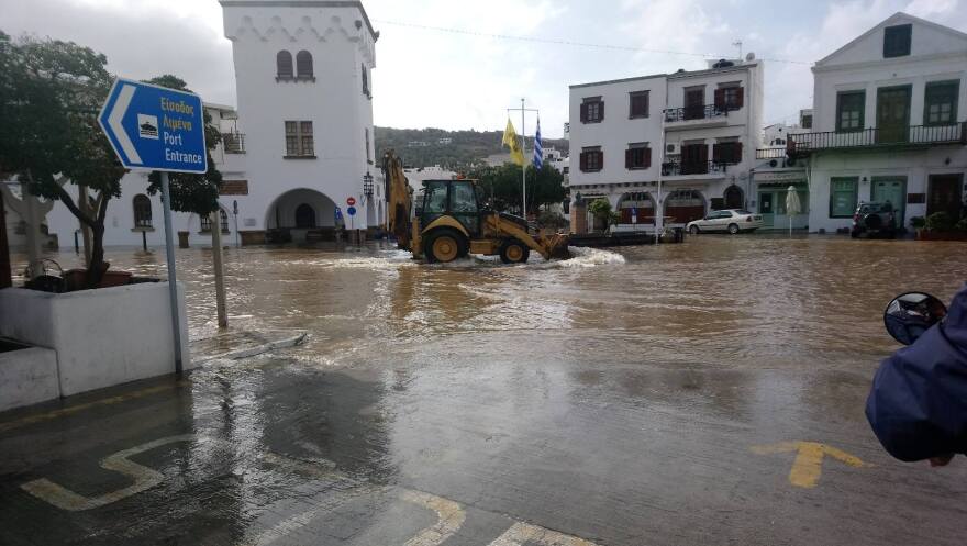 Καιρός: Βροχές και καταιγίδες στο Ανατολικό Αιγαίο και τα Δωδεκάνησα