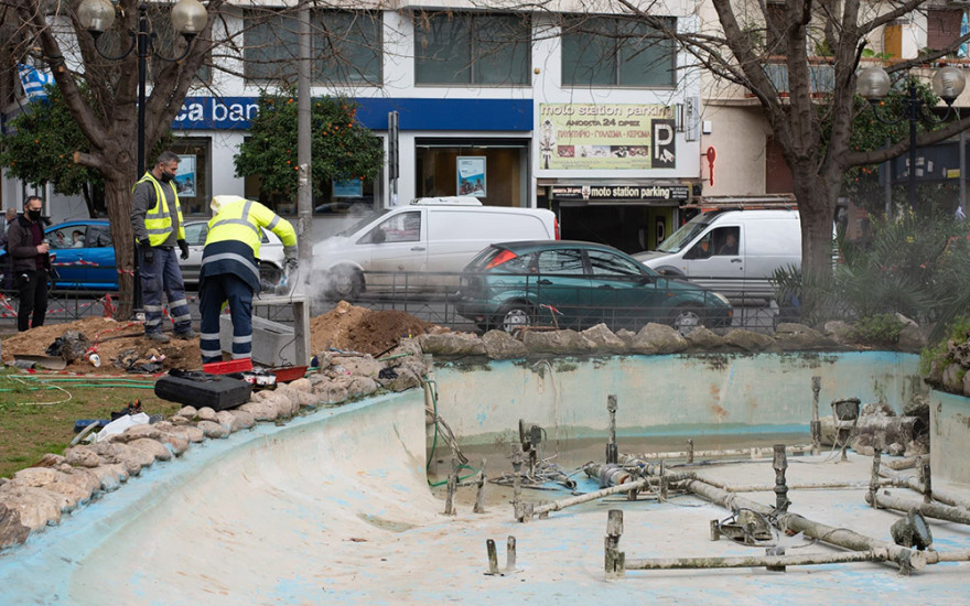 Δήμος Αθηναίων: Ξαναζωντανεύουν τα σιντριβάνια της πόλης