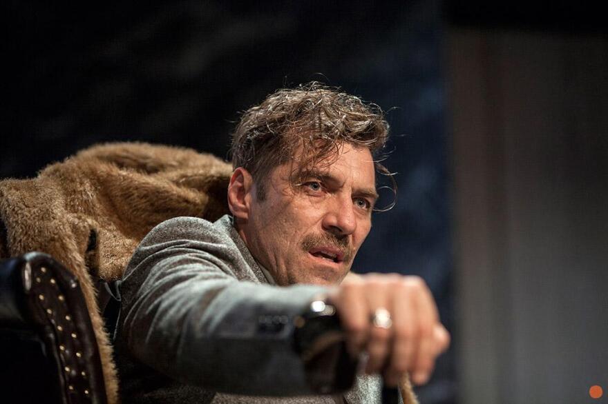 «Το Θέατρο της Δευτέρας στην Καλλιθέα»: Ένα ψηφιακό πανόραμα μεγάλων παραστάσεων