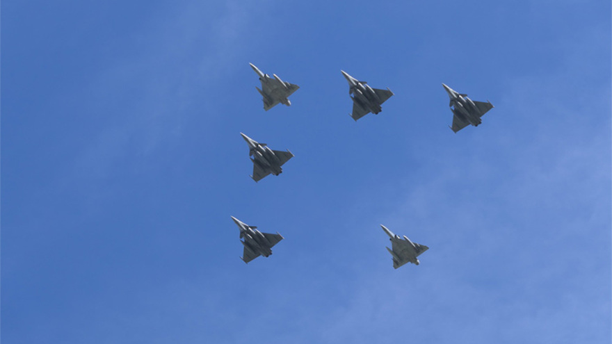 Αυτά είναι τα τέσσερα γαλλικά Rafale που έφτασαν στην Τανάγρα