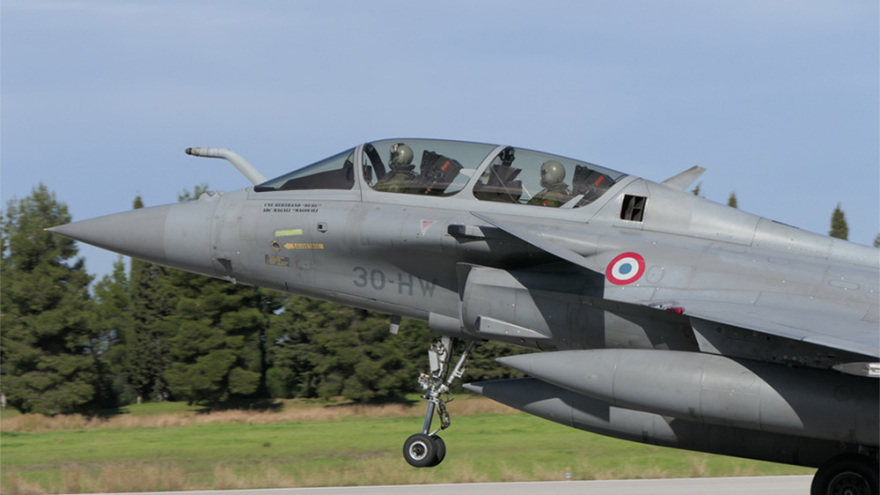 Αυτά είναι τα τέσσερα γαλλικά Rafale που έφτασαν στην Τανάγρα