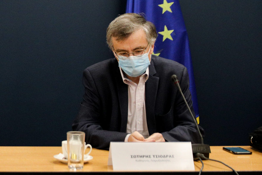 Κορωνοϊός - «Συναγερμός» για ΜΕΘ, Αττική, Θεσσαλονίκη: 78% πάνω τα ενεργά κρούσματα την τελευταία εβδομάδα! 