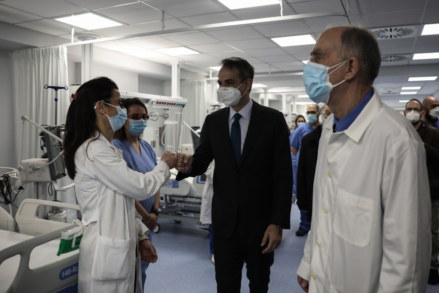 ΜΕΘ - Κορωνοϊός: Δείτε φωτογραφίες από τη νέα Μονάδα Εντατικής Θεραπείας του ΚΑΤ